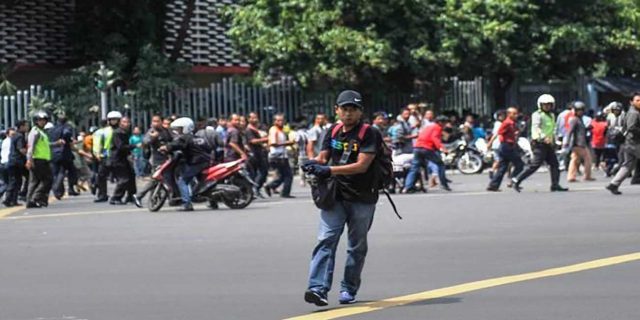 Atasi Teroris ala Indonesia: Revisi Undang-Undang