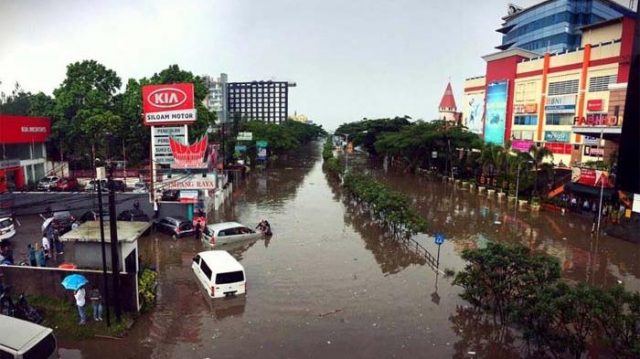 Banjir Pasteur Bandung Akibat Konversi Lahan DAS Citarum
