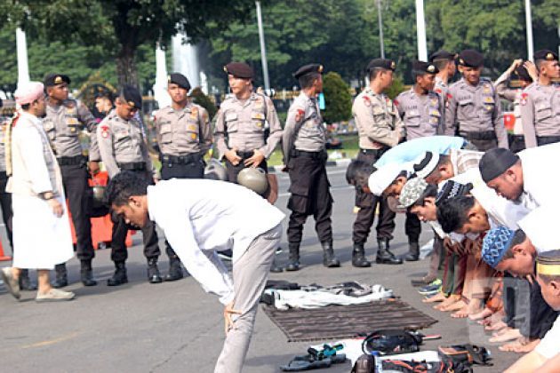 Fatwa MUI: Sah, Shalat Jumat di Jalan