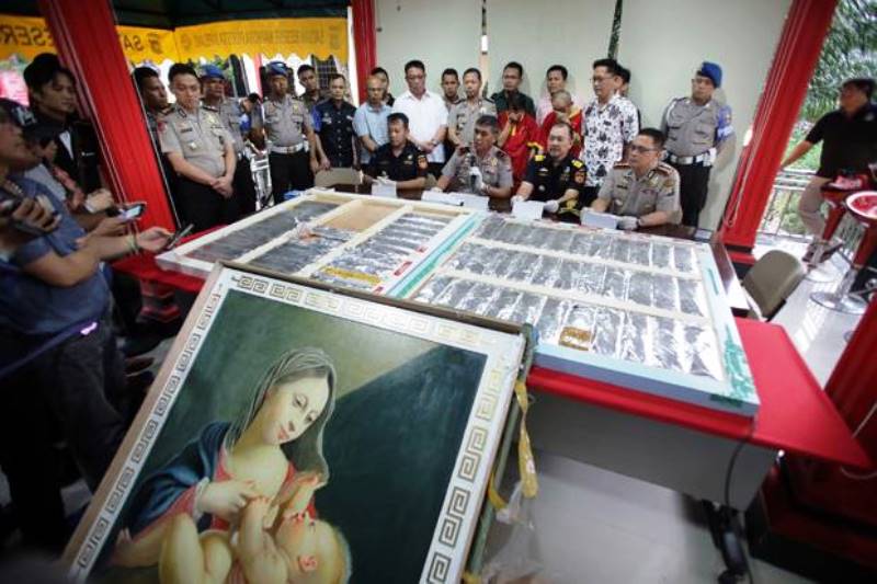 Lagi-Lagi Ada Kiriman Sabu-Sabu dari Cina, Kali Ini dengan Lukisan