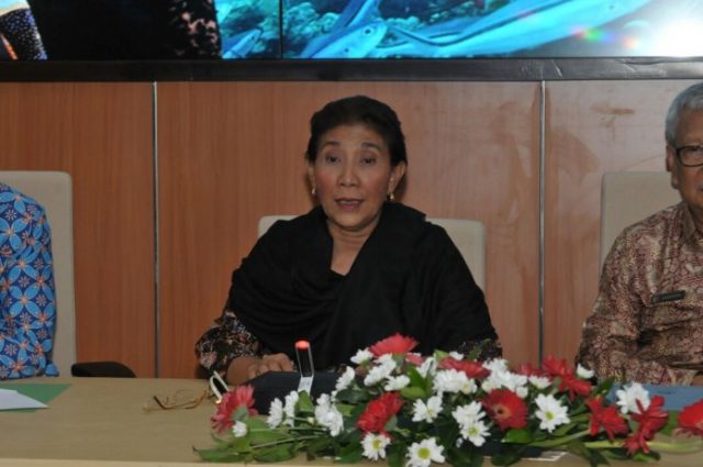 Menteri Susi Dianugerahi Doctor Honoris Causa