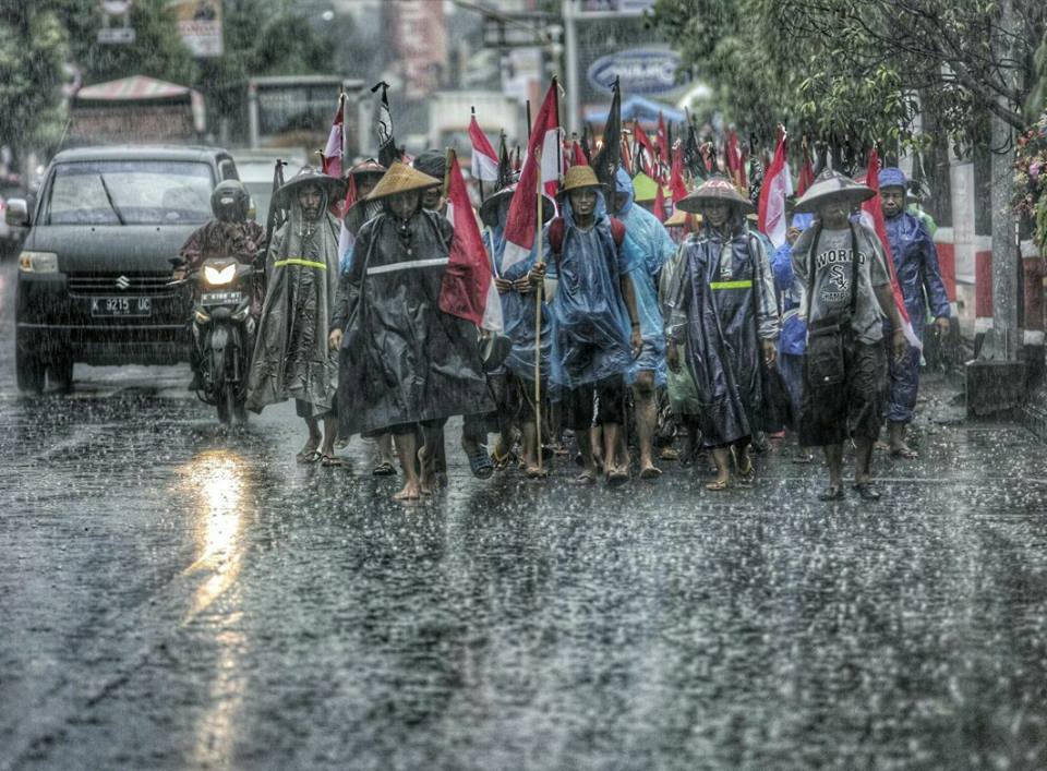 Ganjar Cabut Izin Lingkungan PT Semen Indonesia di Rembang