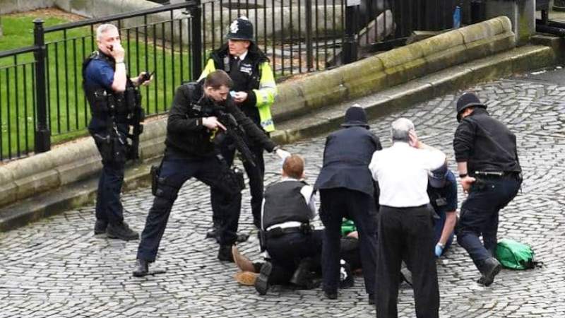 Teror di London: 4 Tewas dan 20 Luka dalam Serangan Dekat Gedung Parlemen