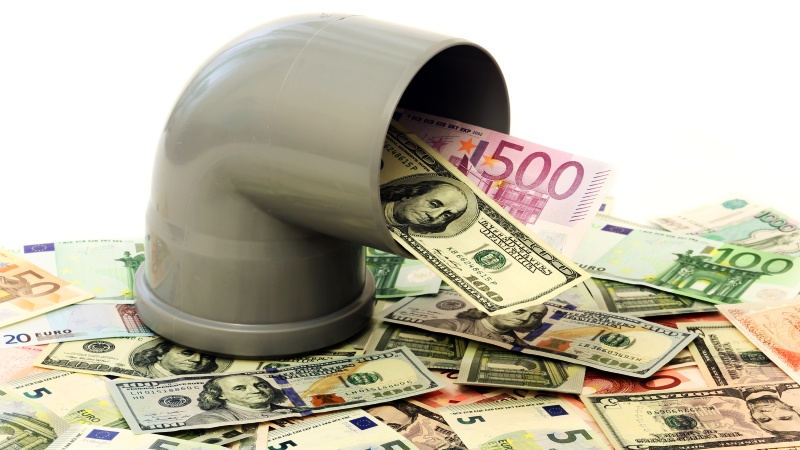 Yang Jatuh Hati pada Investasi Asing