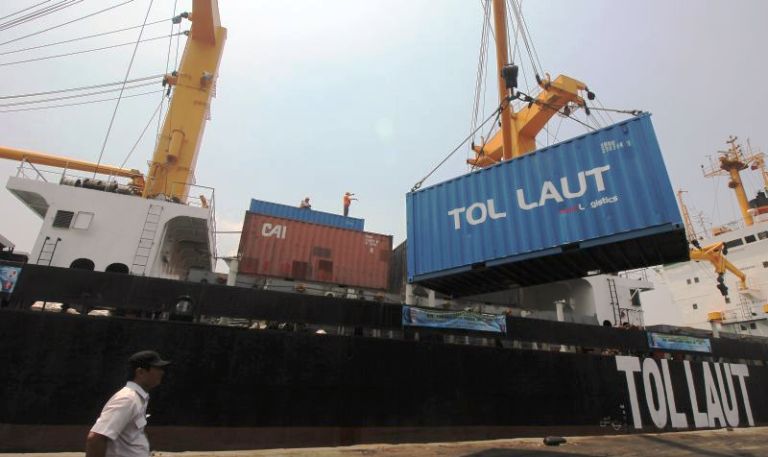 Tol Laut Disebut Berhasil Turunkan Harga Barang