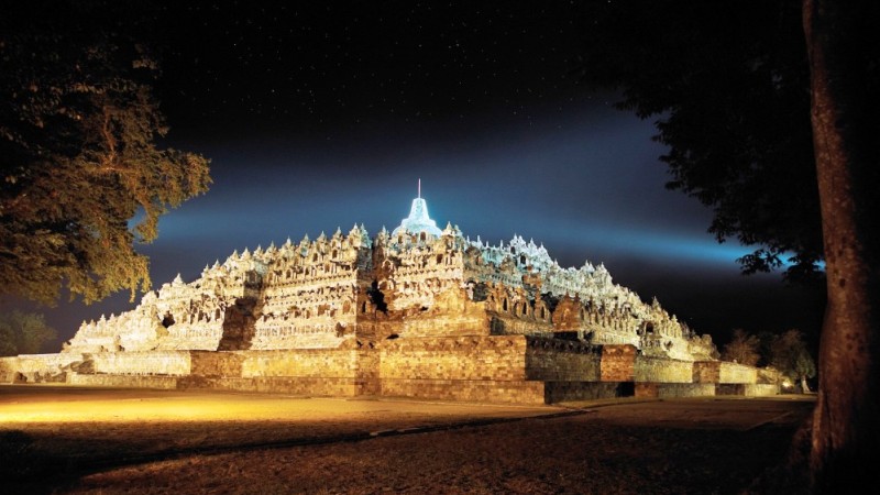 Kembangkan Borobudur Tak Boleh Degradasikan Sebagai World Class Heritage