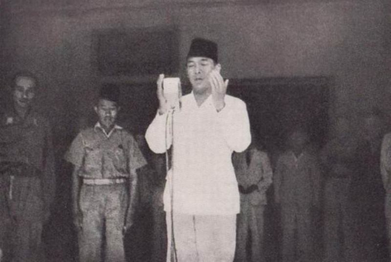 Sekali Lagi: Bung Karno dan Islam