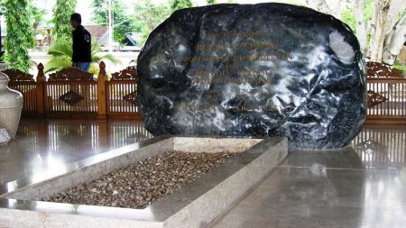 Ilustrasi: Pusara  makam Bung Karno/panoramio.net