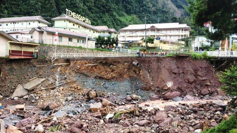Banjir dan Longsor, Akses ke Tambang Freeport Tembagapura Tertutup