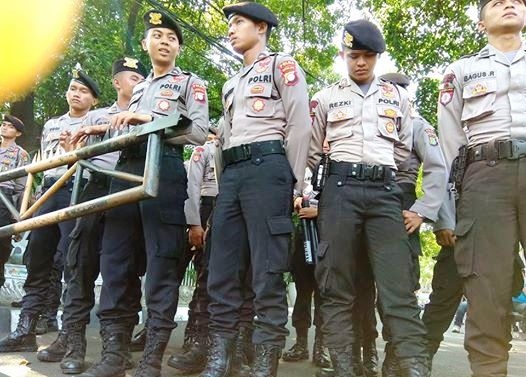 Seminar 1965 Dilarang, Masyarakat Sipil Tidak Lagi Percayai Jokowi soal HAM