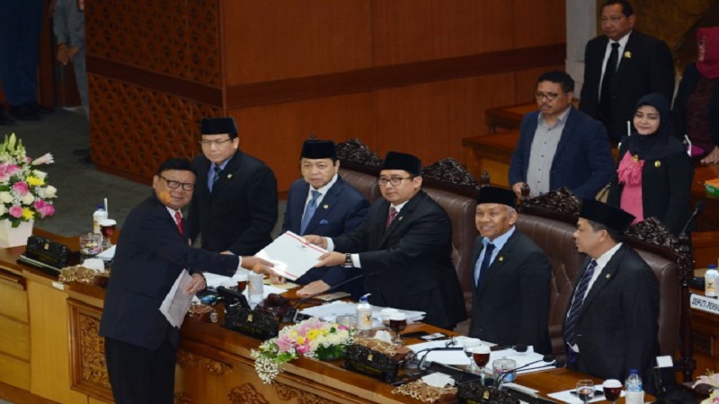 Voting, DPR Sahkan Perppu Ormas menjadi UU
