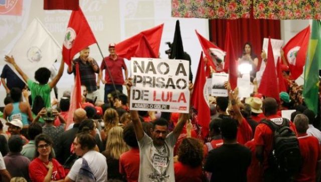 Dihukum 12 Tahun Penjara, Lula dan Pendukungnya Meradang