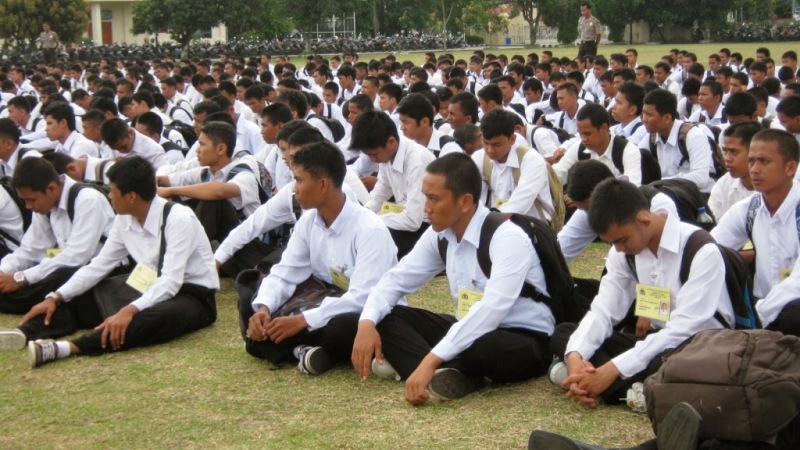 Membludak, Pelamar Lowongan menjadi Polisi
