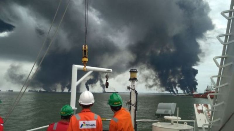 Pertamina Dinilai Korban Bencana Tumpahan Minyak di Teluk Balikpapan