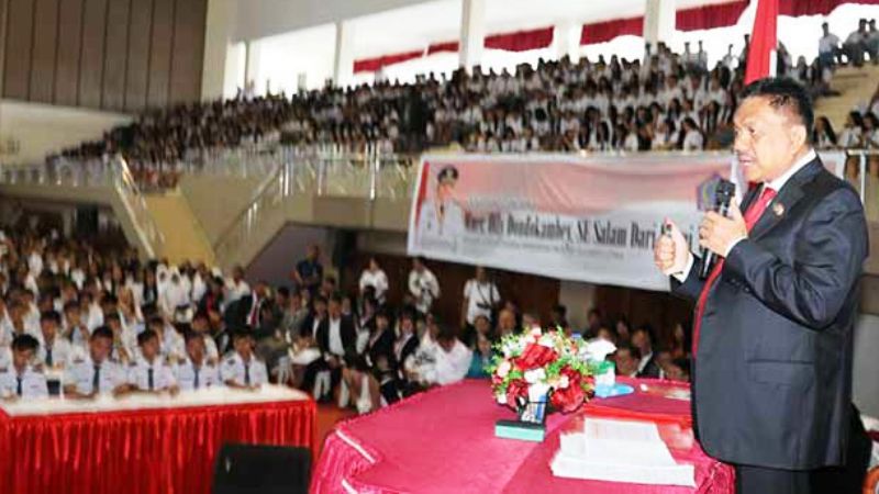 Mengajar 10.000 Siswa, Gubernur Sulut Raih Penghargaan MURI