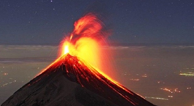Letusan Gunung Fuego di Guatemala Tewaskan 62 Orang