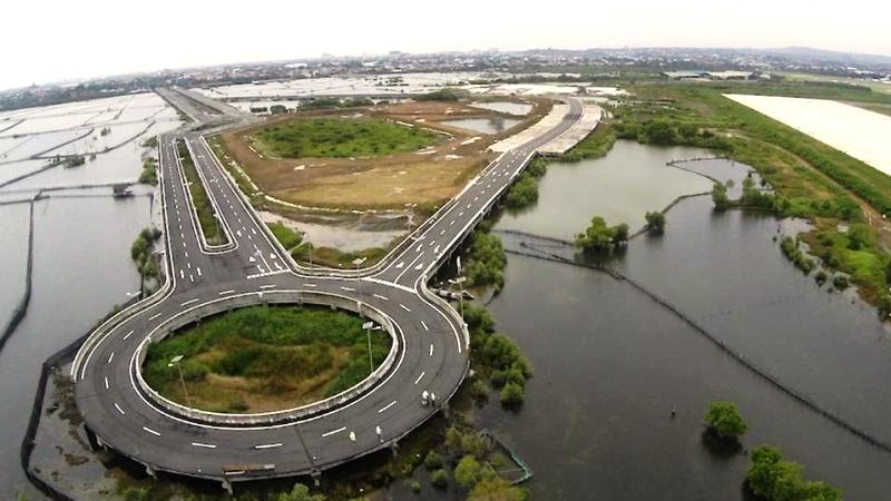 Perkenalkan, Bandara Apung Pertama di Indonesia