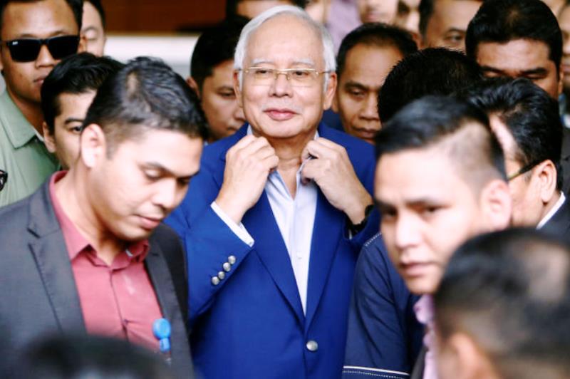 Mantan Perdana Menteri Najib Razak Ditahan