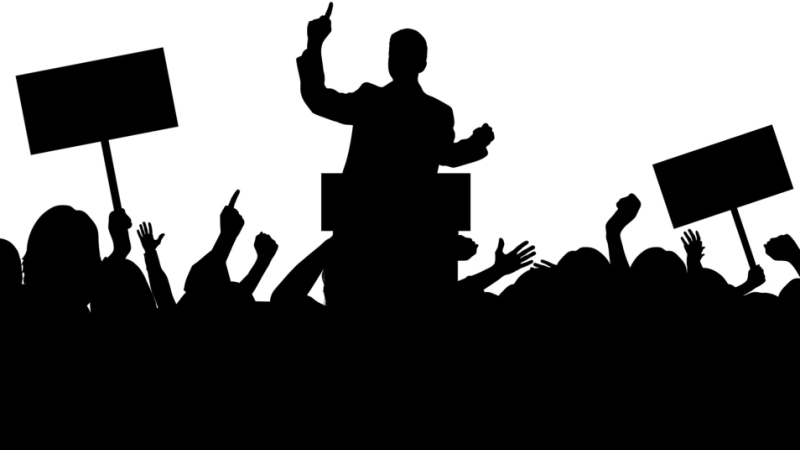 Ragam Politisi dan Nasib Negeri