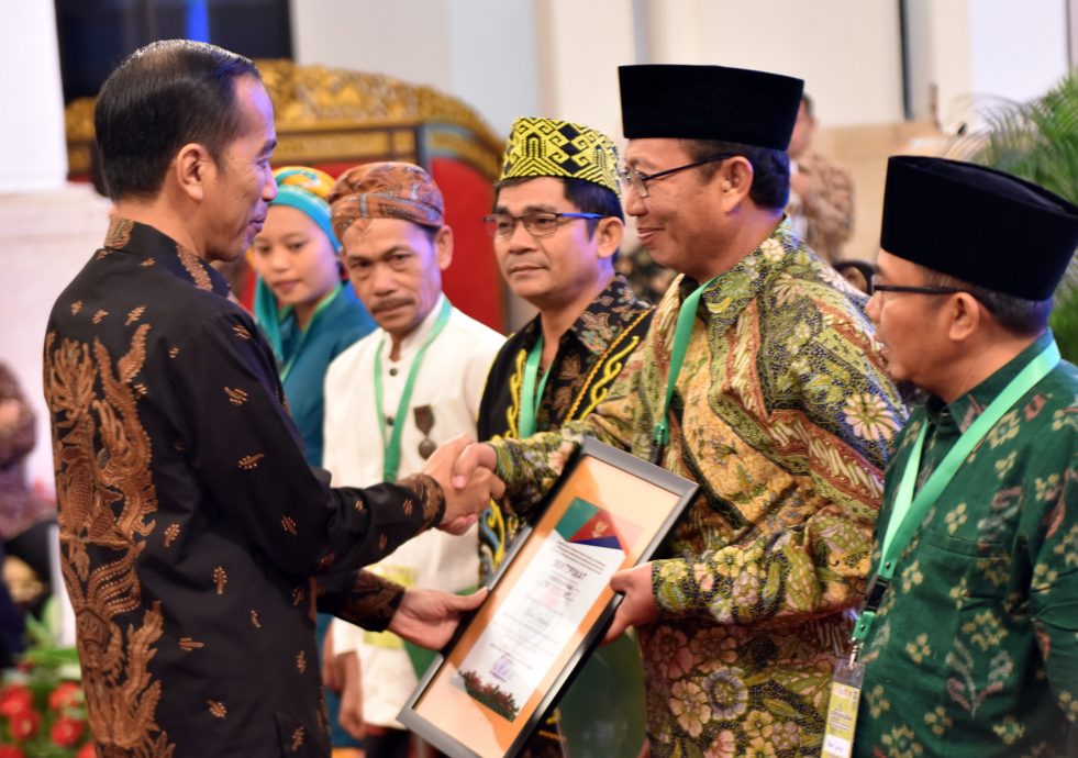 Jokowi Janjikan Bagi 3 Juta Ha Lahan Melalui Perhutanan Sosial