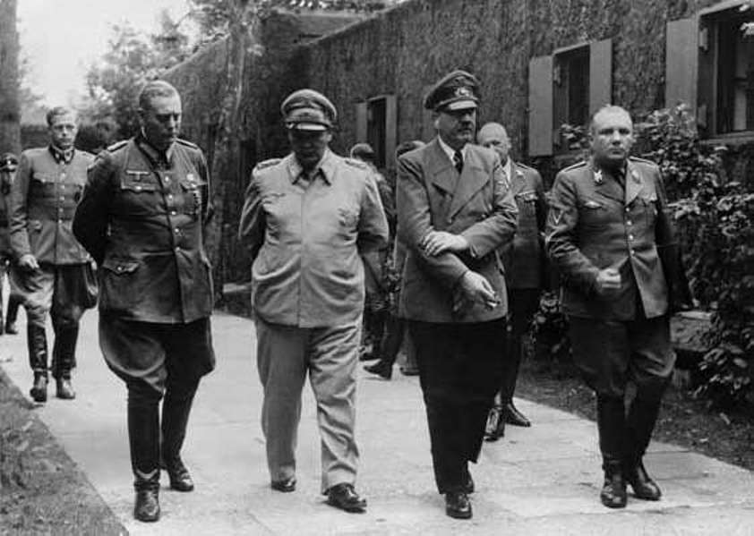 Hitler: Apakah Anda Mengenali Suara Saya?