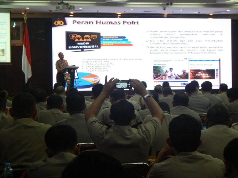 Jaga Stabilitas, Kapolri Perintahkan Kabid Humas Gandeng Media