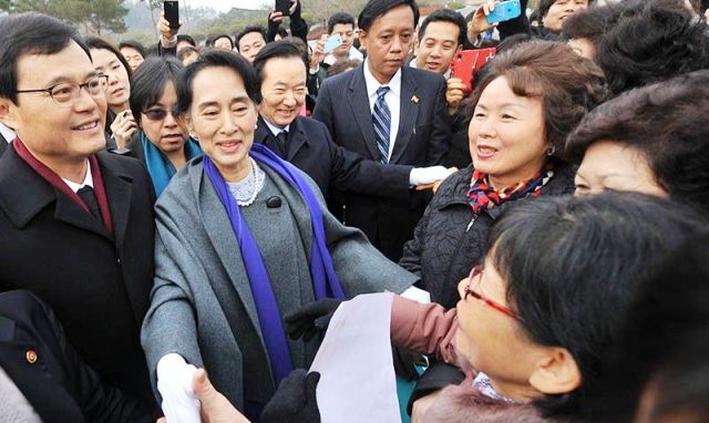Kelompok HAM Korsel Tarik Penghargaan dari Aung San Suu Kyi