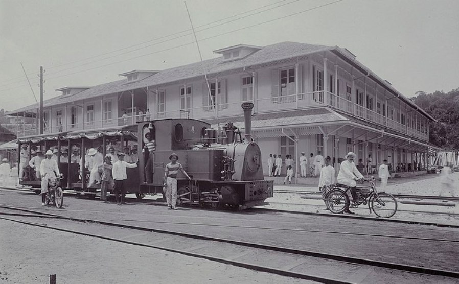 Pemogokan Buruh Kereta, Sendiri Menantang Kolonial