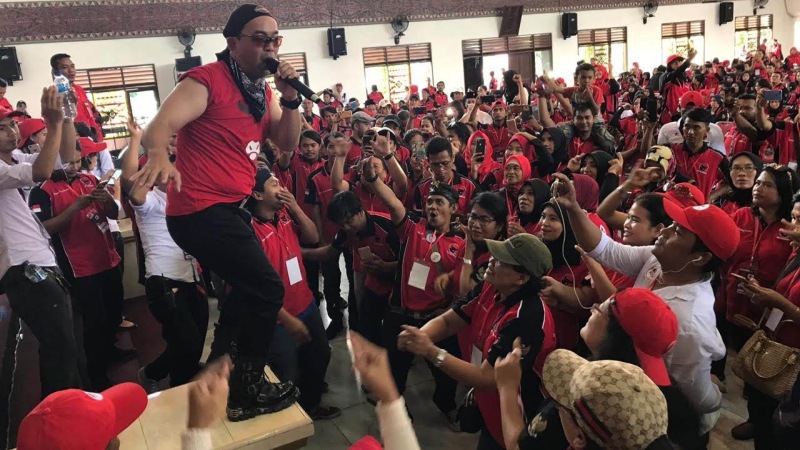 Galang Relawan, Caleg Rocker Bakal Wakafkan Gaji untuk Koperasi