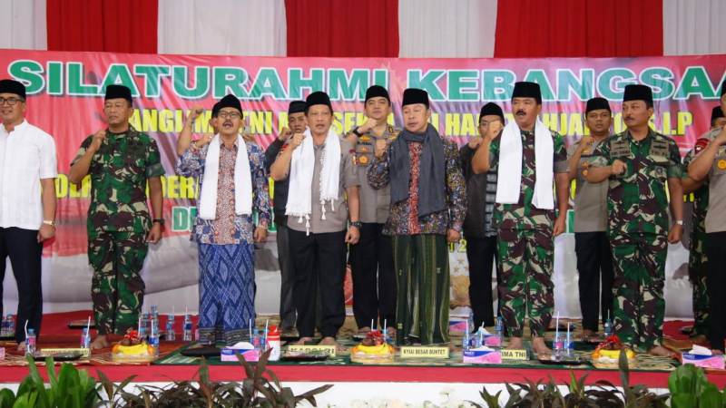 Disambangi Kapolri dan Panglima TNI, Pimpinan Ponpes Buntet: NKRI Harga Mati!