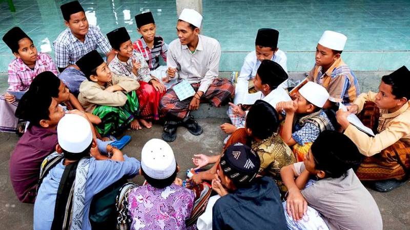 Pasangan Jokowi-Ma’ruf Dorong RUU Pesantren Diselesaikan