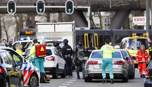 Penembakan di Trem, Utrecht Waspada