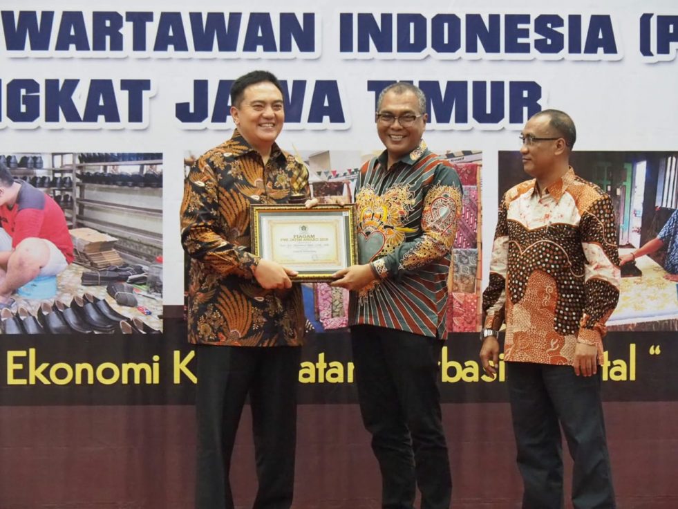 Kadiv Humas Polri Raih Penghargaan HPN 2019