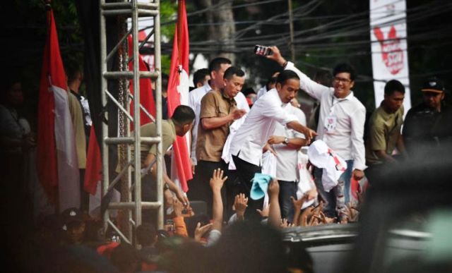 Kampanye Jokowi di Tangerang Upaya Merebut Pemilih Prabowo