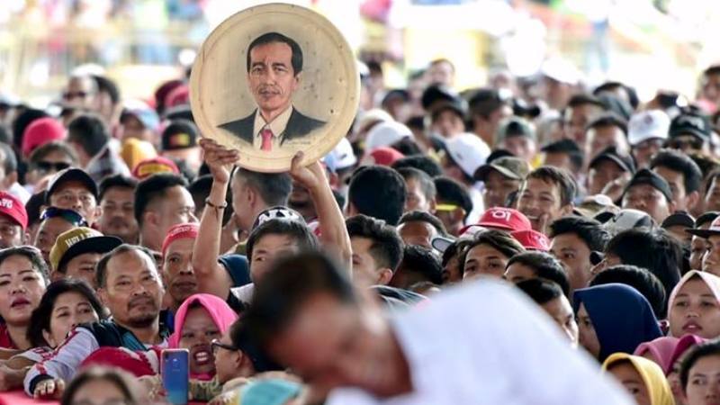 Kampanye di Depok, Jokowi Mandi Keringat