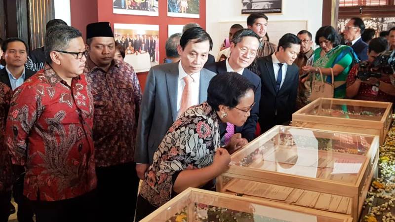 Arsip Nasional Pamerkan Foto-foto Bung Karno dan Ho Chi Minh
