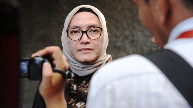Evi Novida Ginting Manik