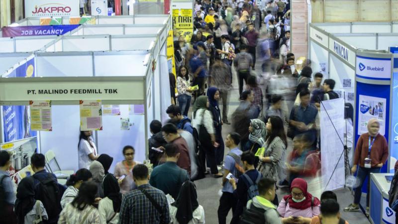 Jumlah Pengangguran Diproyeksikan Bertambah Lebih 5 Juta Orang