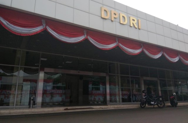 Cegah PHK Massal, DPD Ajak Buruh dan Pengusaha Perangi Corona