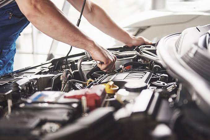 Pengecekan komponen kendaraan bermotor
