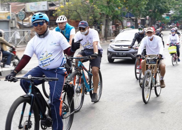 Ribuan Peserta Ramaikan Acara bjb Cycling DigiCash V-Ride Series 4