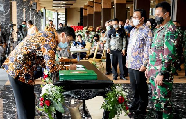 Gandeng BNI, TNI AD Jadikan Unjani Kampus Digital
