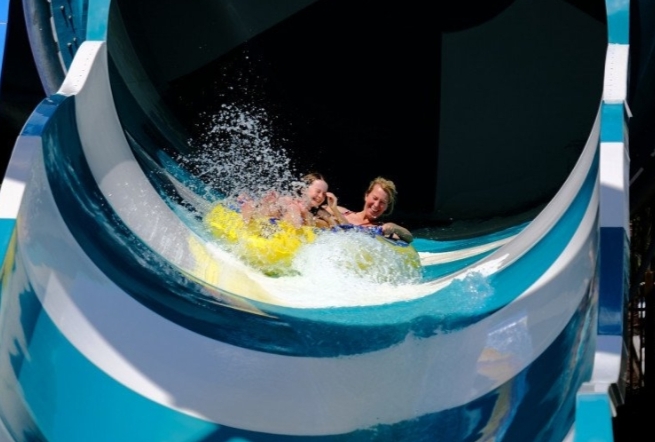 Pembatasan Wisata Waterpark di Jakarta Dilonggarkan