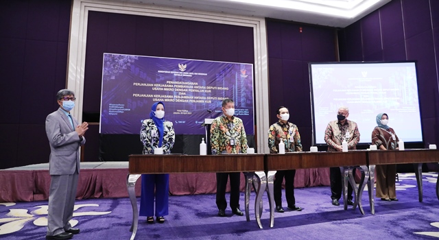 bank bjb Tandatangani Perjanjian Kerja Sama Penyaluran KUR dengan Kemenkop UKM