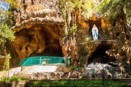 Gua Maria Pohsarang