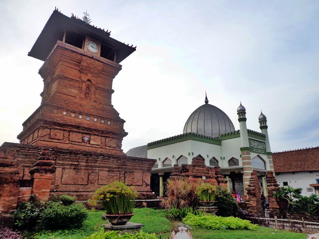 Asimilasi dan Akulturasi Budaya Pada Arsitektur Nusantara
