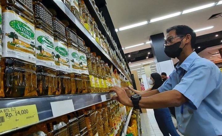 Ilustrasi harga minyak goreng - Kompas