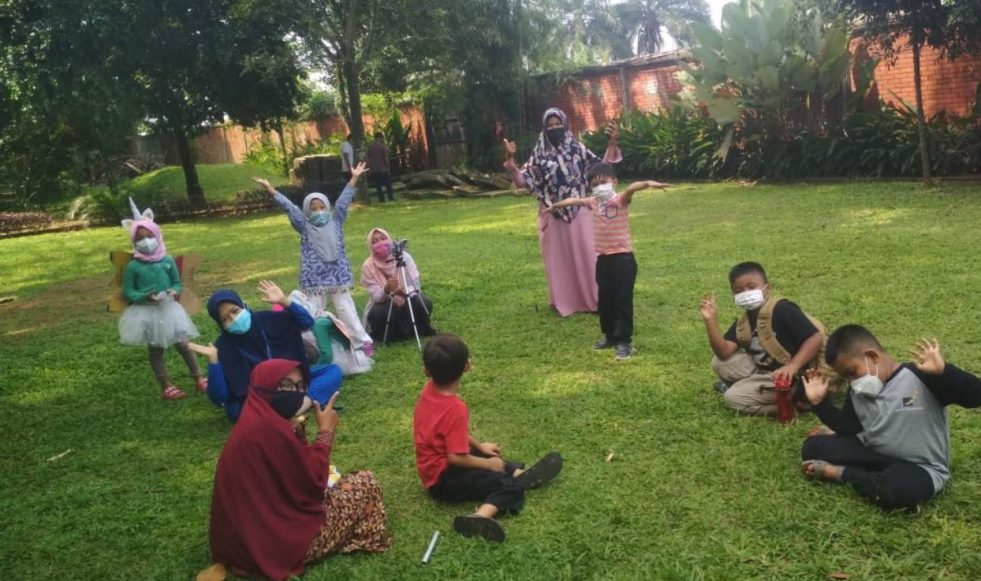 Mengintip Sekolah Alam di Indonesia