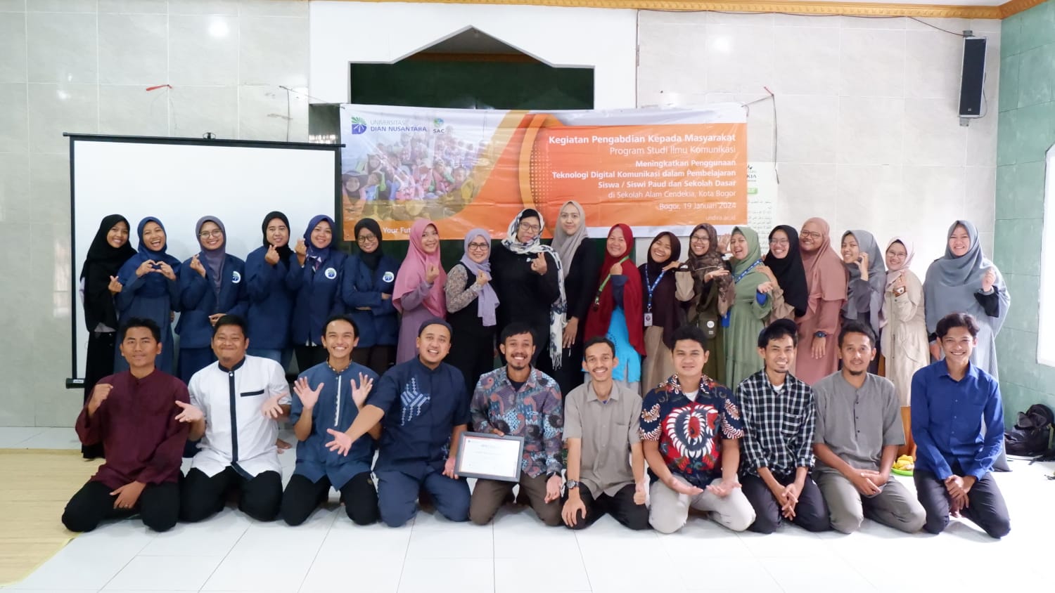 Universitas Dian Nusantara Dukung Peningkatan Penggunaan Teknologi dalam Pembelajaran Siswa