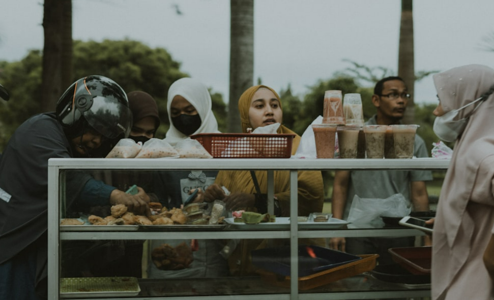 Mengungkap Makna Sebenarnya dari Takjil